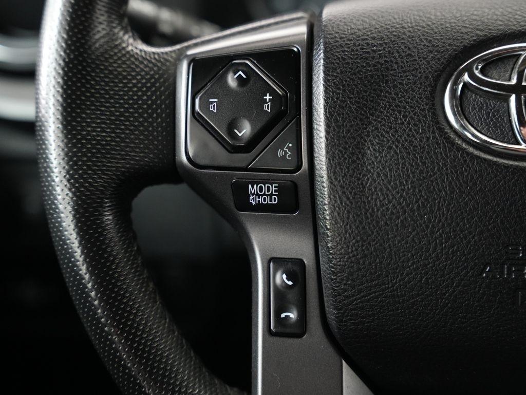 Toyota Tacoma 4WD TRD Off Road Double Cab 5' Bed V6 MT (Natl) 2021