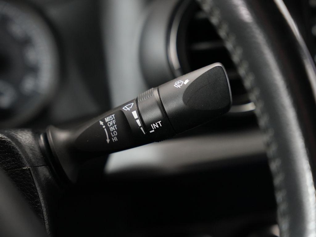 Toyota Tacoma 4WD TRD Off Road Double Cab 5' Bed V6 MT (Natl) 2021