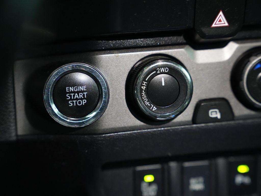 Toyota Tacoma 4WD TRD Off Road Double Cab 5' Bed V6 MT (Natl) 2021