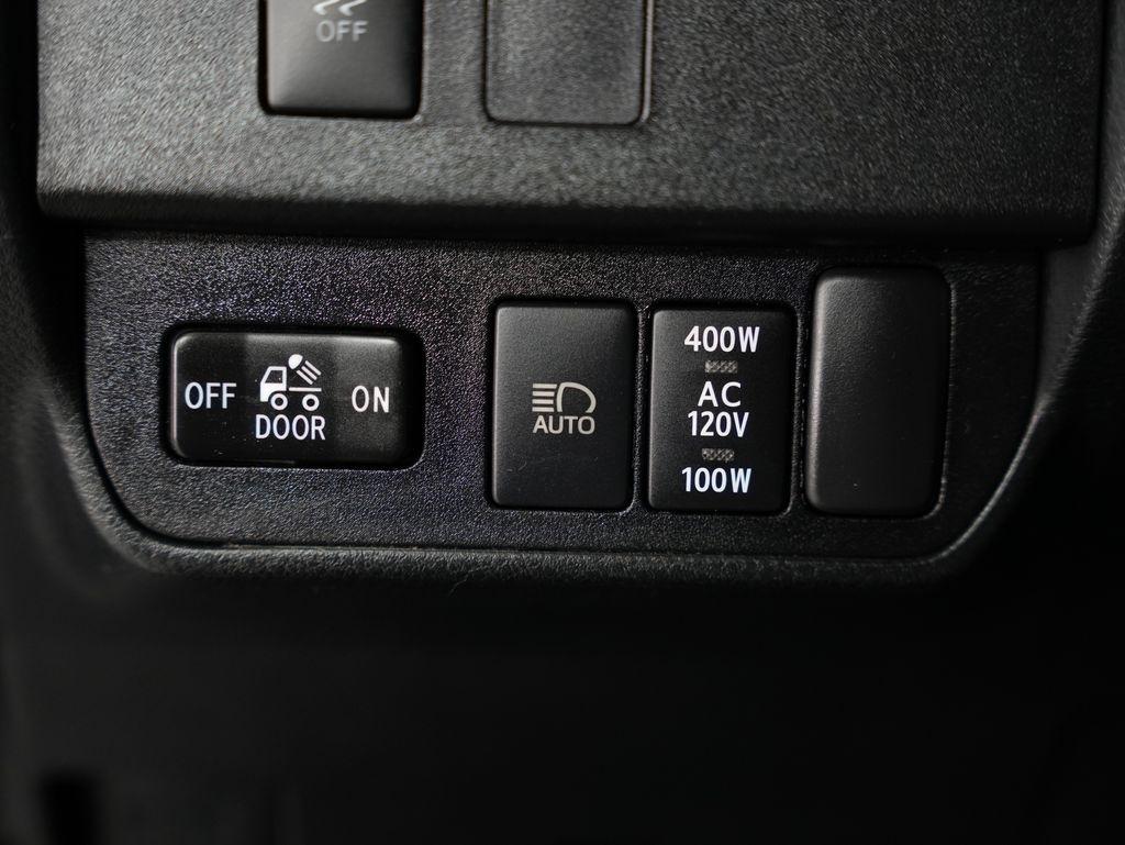 Toyota Tacoma 4WD TRD Off Road Double Cab 5' Bed V6 MT (Natl) 2021