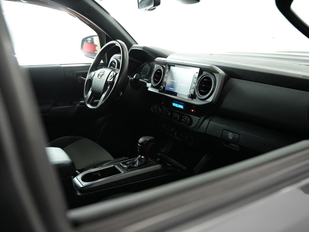 Toyota Tacoma 4WD TRD Off Road Double Cab 5' Bed V6 MT (Natl) 2021