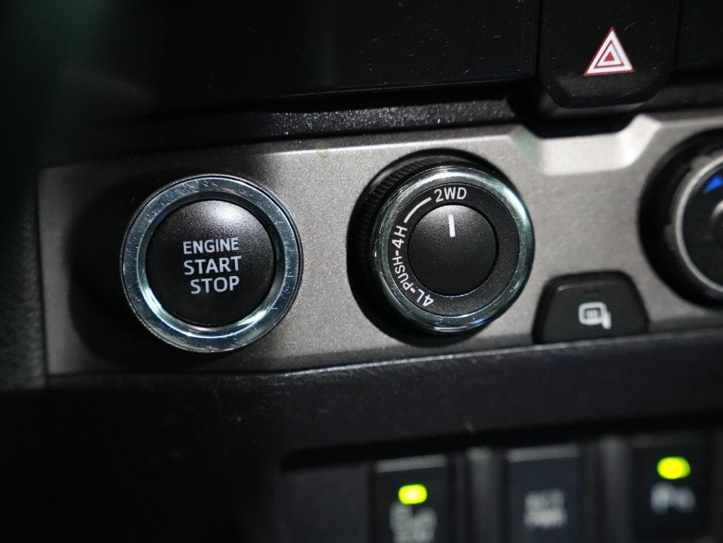 Toyota Tacoma 4WD TRD Off Road Double Cab 5' Bed V6 MT (Natl) 2021