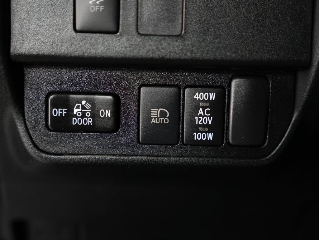 Toyota Tacoma 4WD TRD Off Road Double Cab 5' Bed V6 MT (Natl) 2021