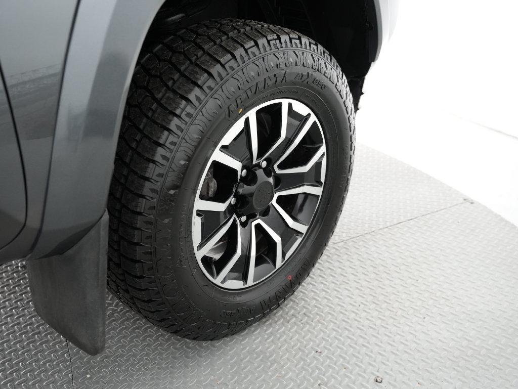 Toyota Tacoma 4WD TRD Off Road Double Cab 5' Bed V6 MT (Natl) 2021