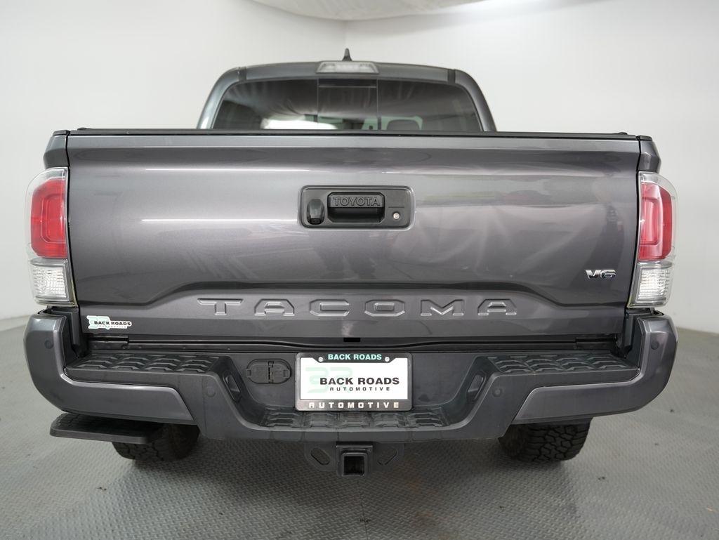 Toyota Tacoma 4WD TRD Off Road Double Cab 5' Bed V6 MT (Natl) 2022