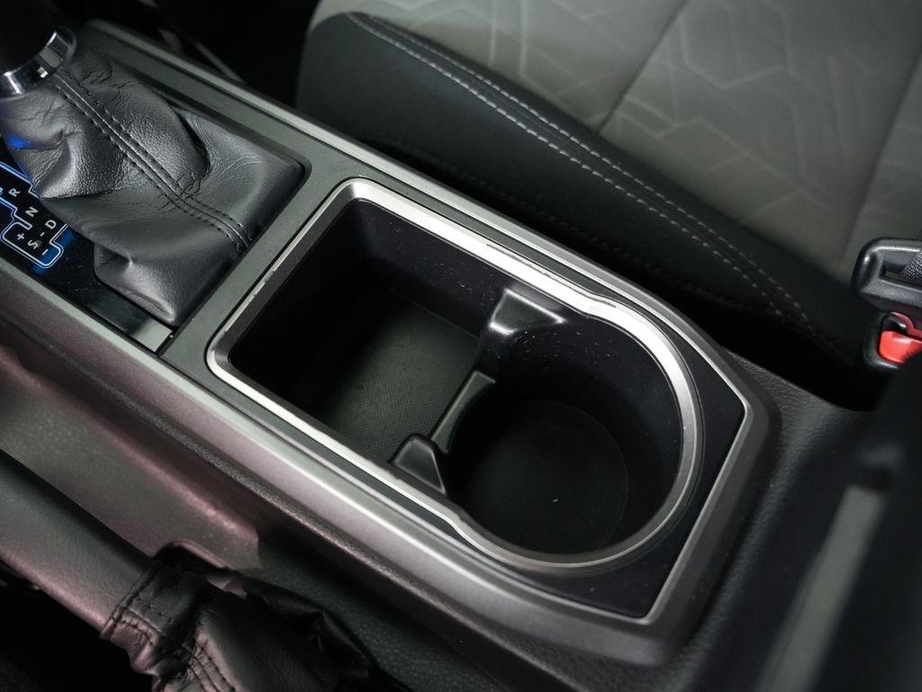 Toyota Tacoma 4WD TRD Off Road Double Cab 5' Bed V6 MT (Natl) 2022