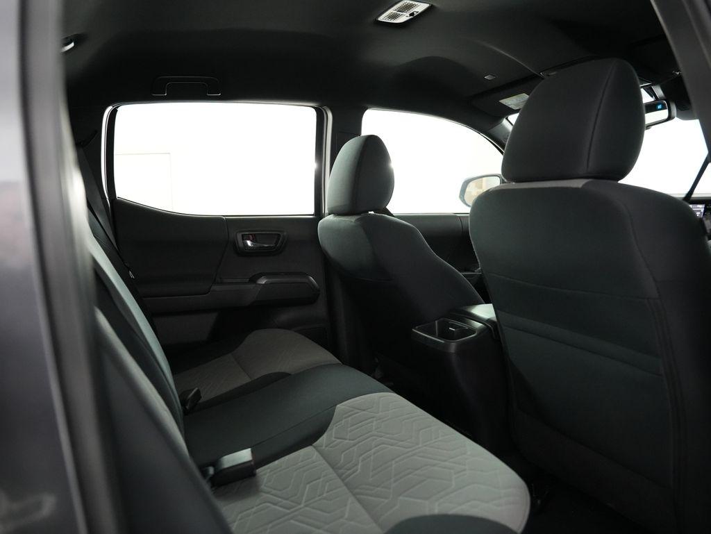 Toyota Tacoma 4WD TRD Off Road Double Cab 5' Bed V6 MT (Natl) 2022