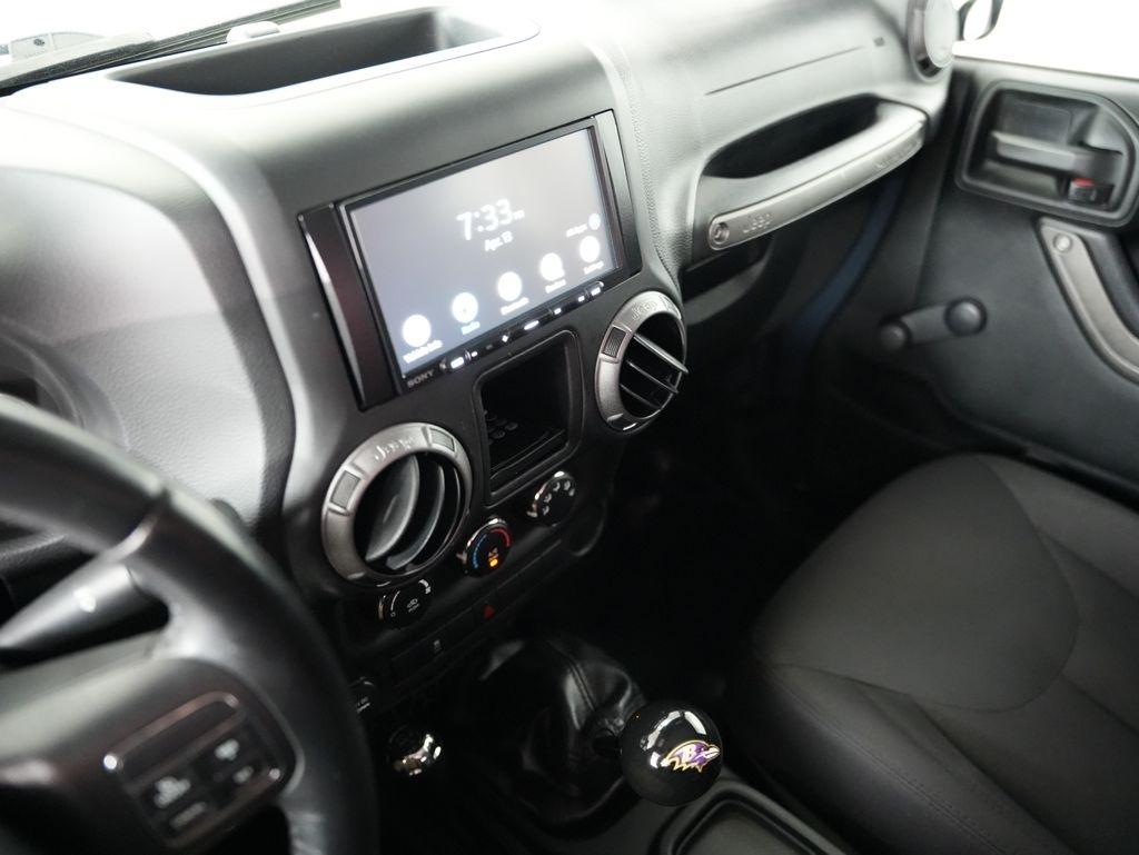 Jeep Wrangler JK Unlimited Willys Wheeler 4x4 2018