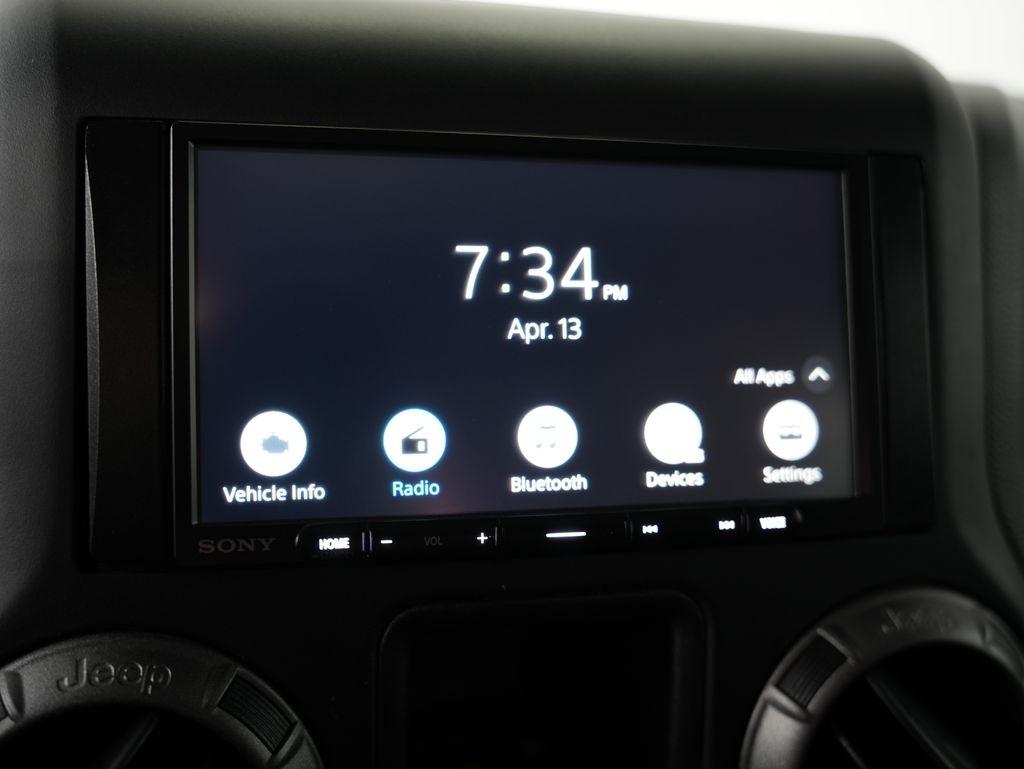 Jeep Wrangler JK Unlimited Willys Wheeler 4x4 2018