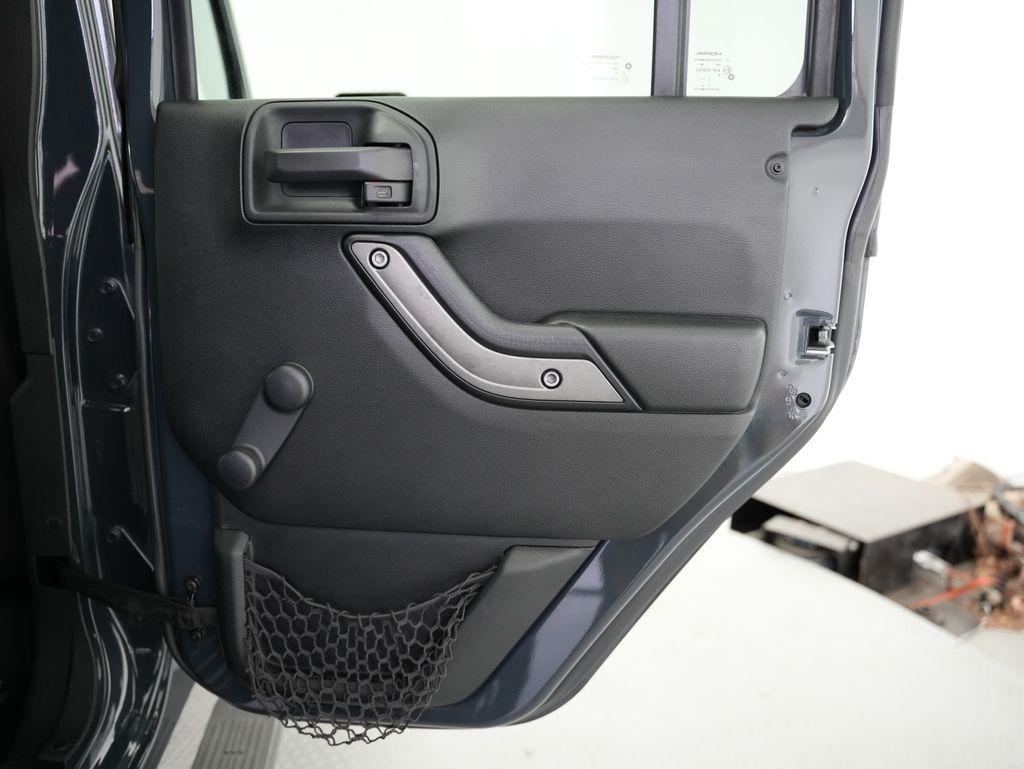 Jeep Wrangler JK Unlimited Willys Wheeler 4x4 2018