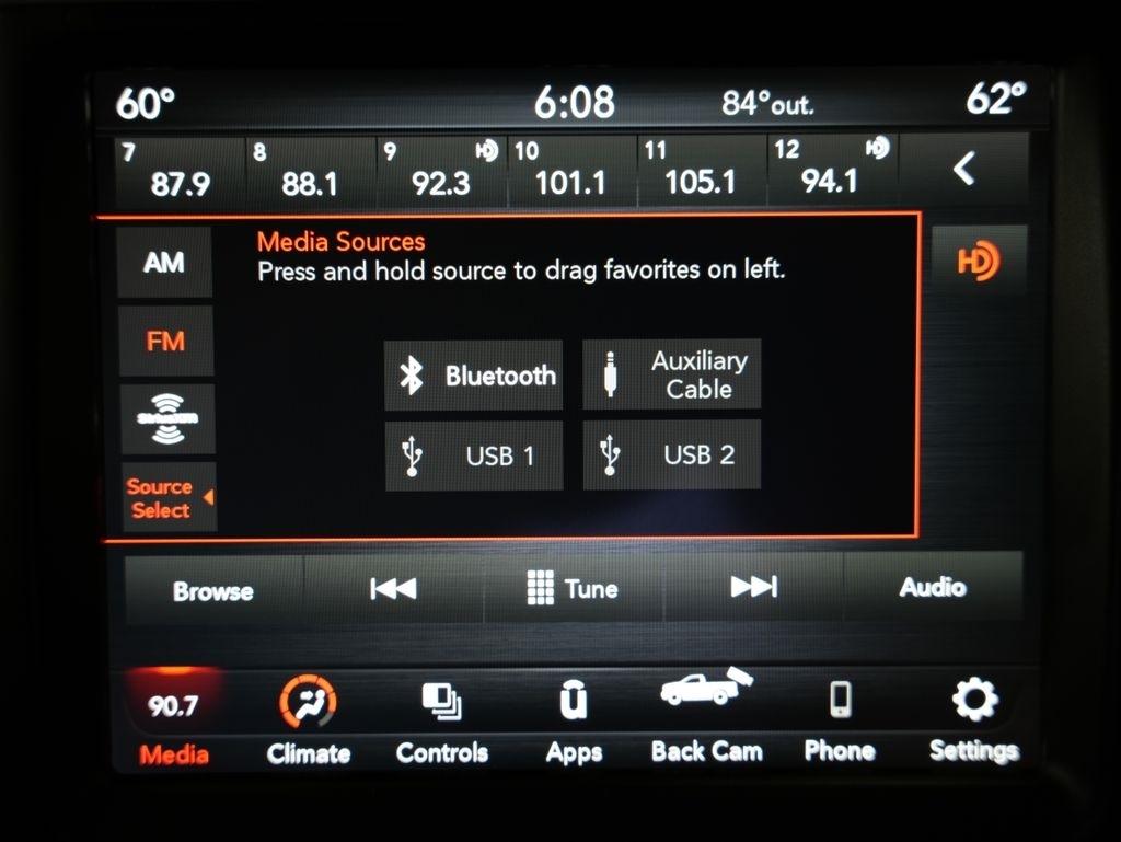 RAM 1500 Lone Star Silver 4x4 Crew Cab 5'7" Box 2018