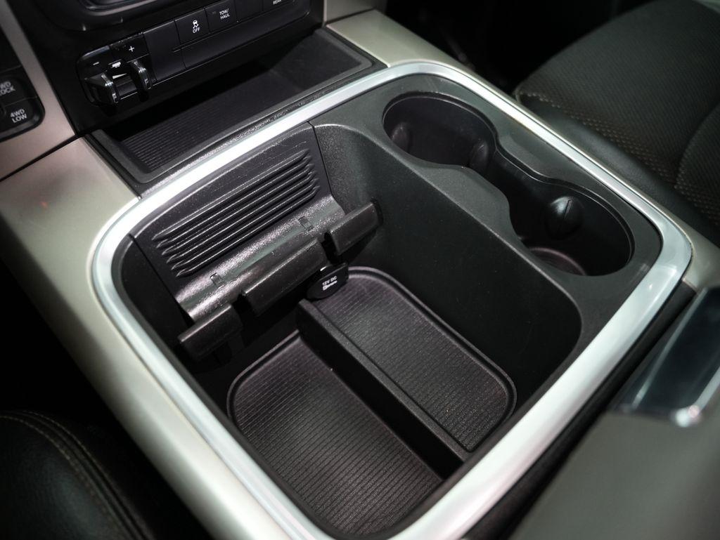 RAM 1500 Lone Star Silver 4x4 Crew Cab 5'7" Box 2018