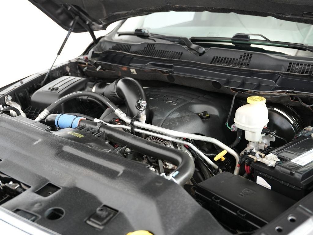 RAM 1500 Lone Star Silver 4x4 Crew Cab 5'7" Box 2018