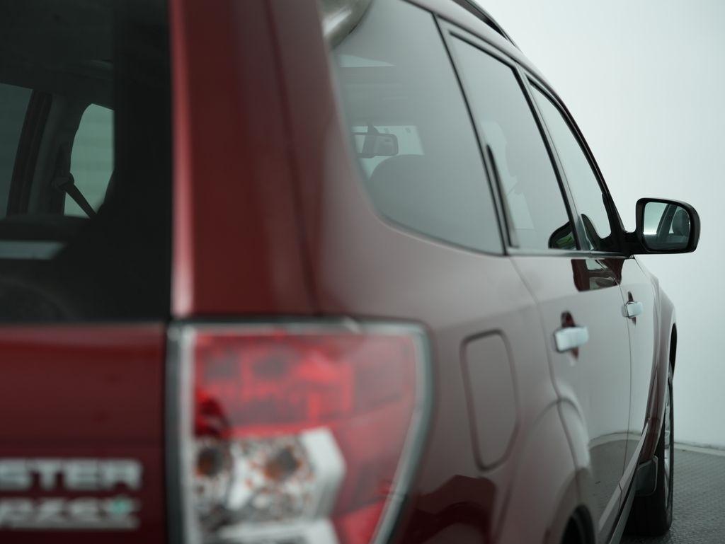 Subaru Forester 4dr Auto 2.5X Premium w/All-Weather Pkg 2011