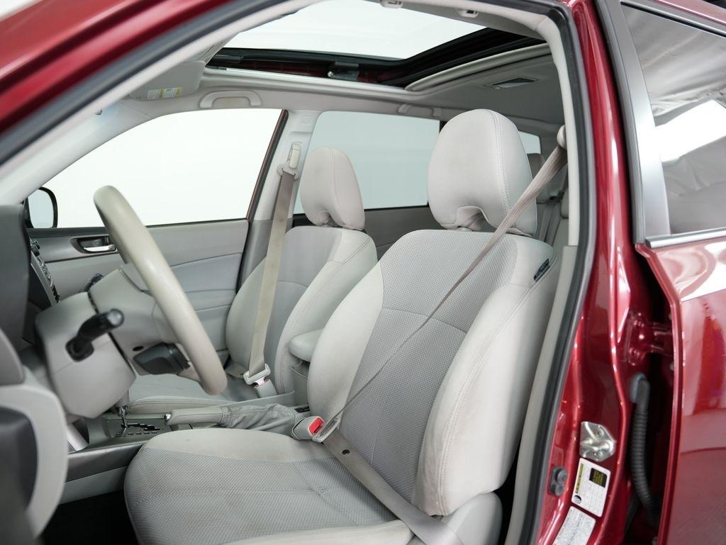 Subaru Forester 4dr Auto 2.5X Premium w/All-Weather Pkg 2011