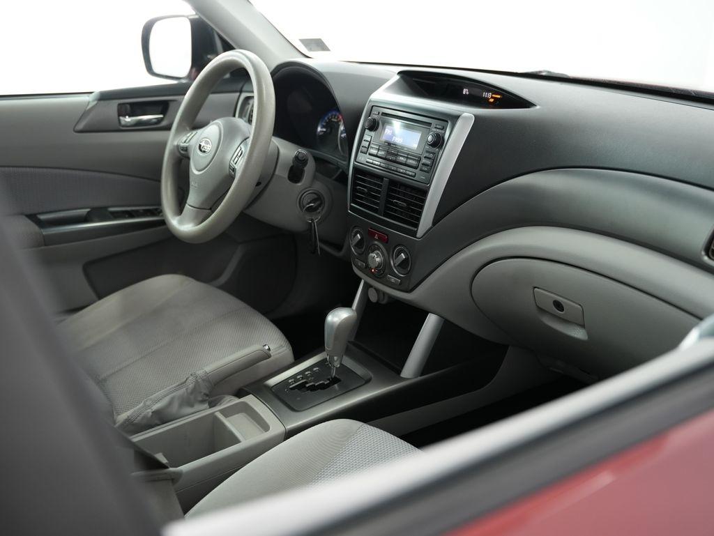 Subaru Forester 4dr Auto 2.5X Premium w/All-Weather Pkg 2011