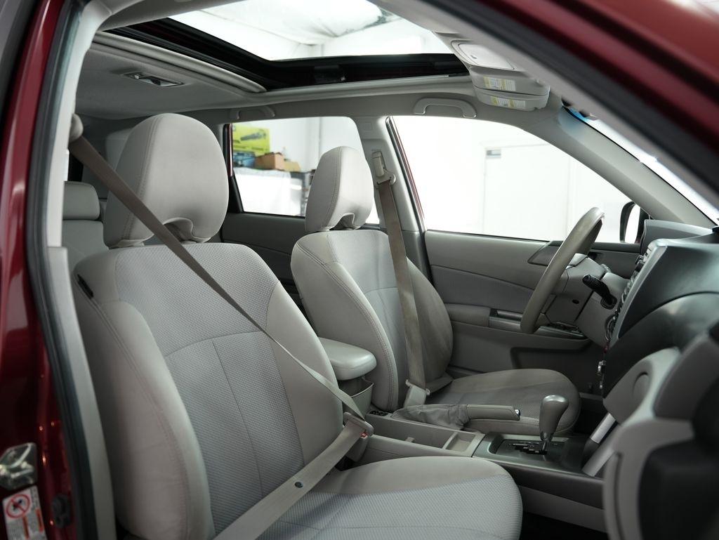 Subaru Forester 4dr Auto 2.5X Premium w/All-Weather Pkg 2011