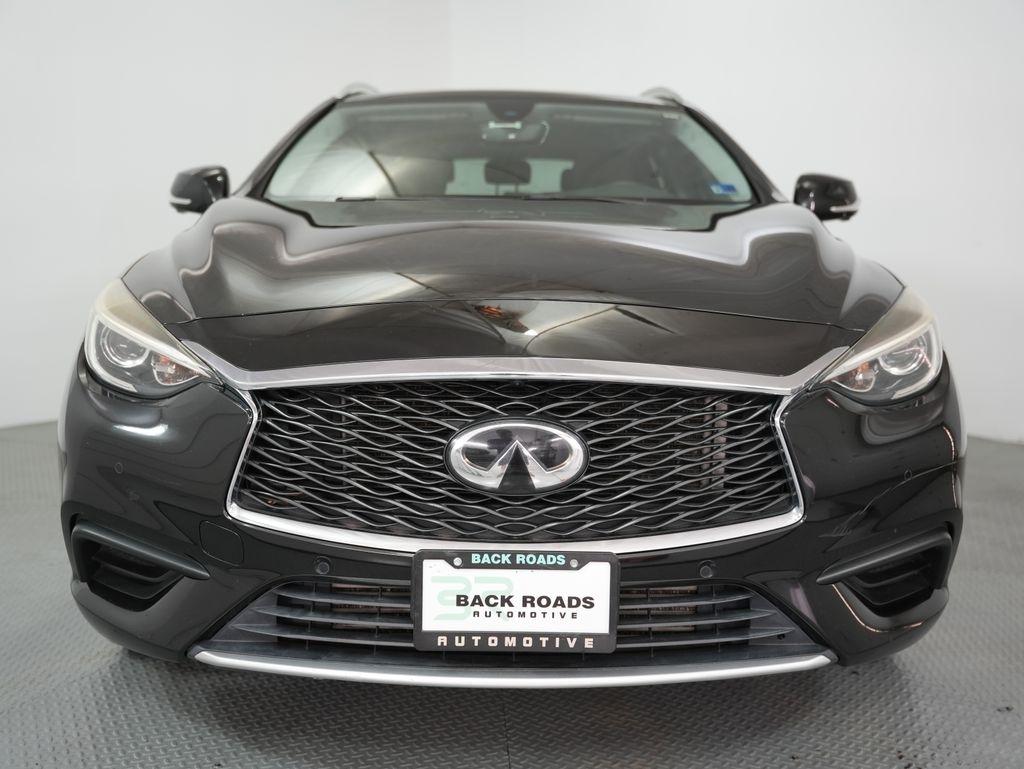 Infiniti QX30 LUXE FWD 2019