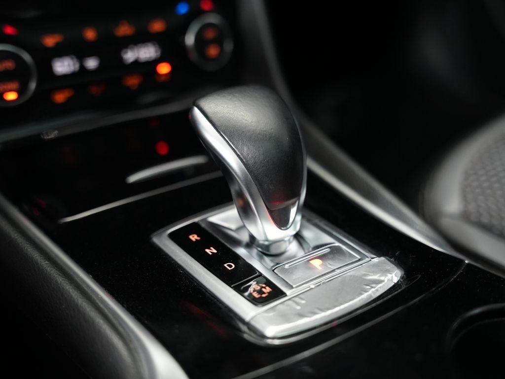 Infiniti QX30 LUXE FWD 2019