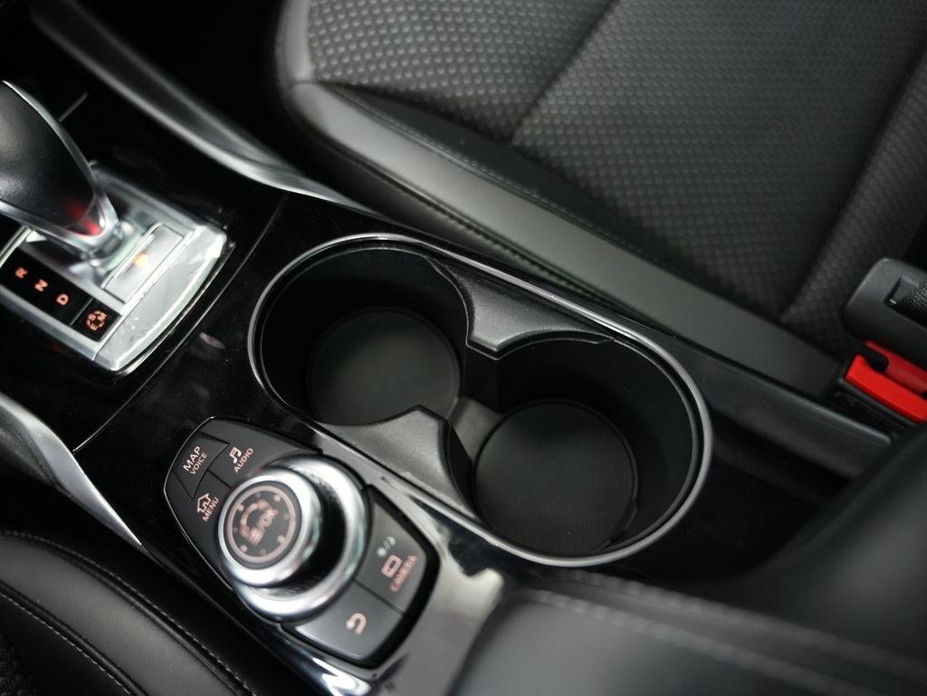 Infiniti QX30 LUXE FWD 2019