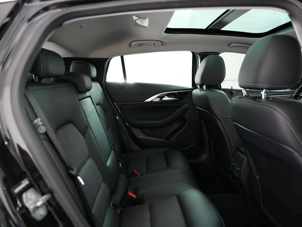 Infiniti QX30 LUXE FWD 2019