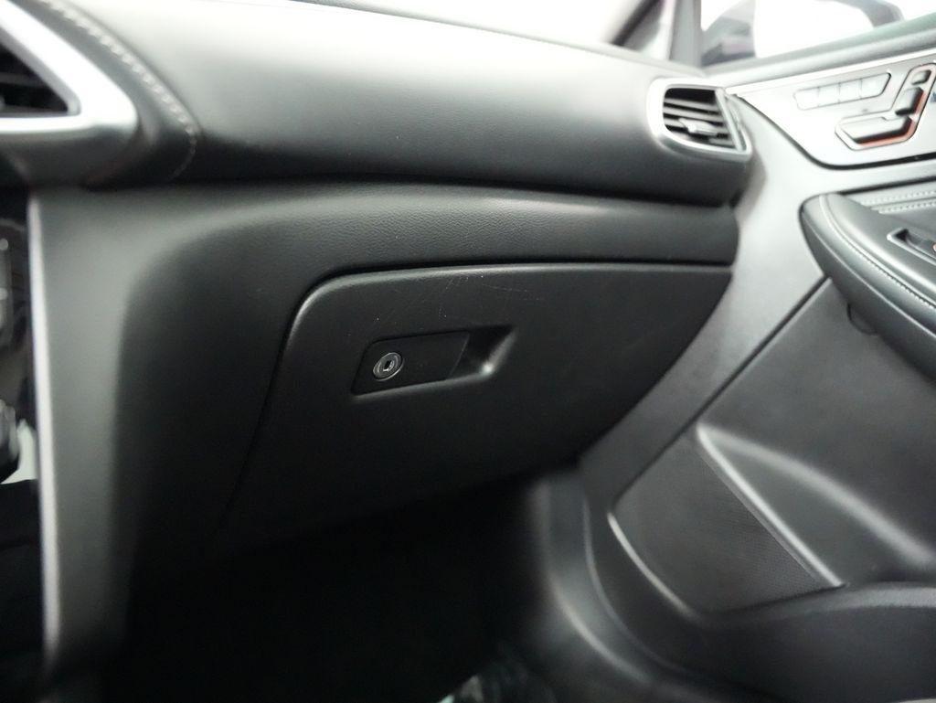 Infiniti QX30 LUXE FWD 2019