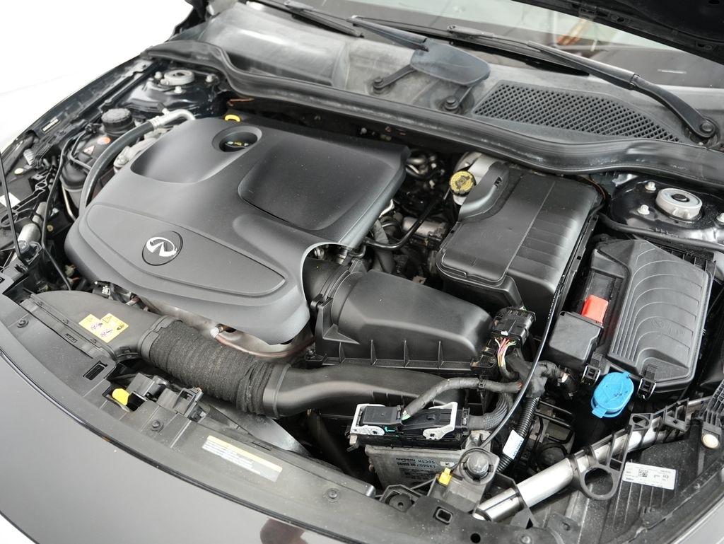 Infiniti QX30 LUXE FWD 2019