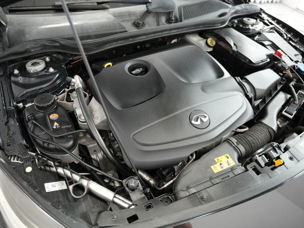 Infiniti QX30 LUXE FWD 2019