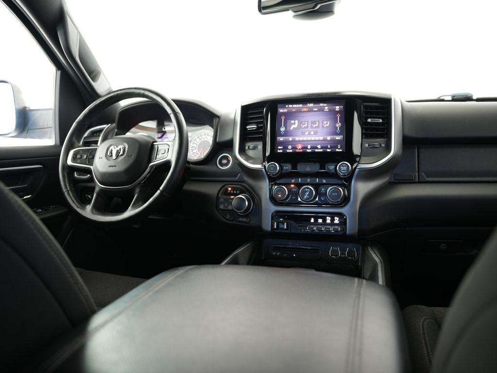 RAM 1500 Big Horn/Lone Star 4x4 Crew Cab 5'7" Box 2019