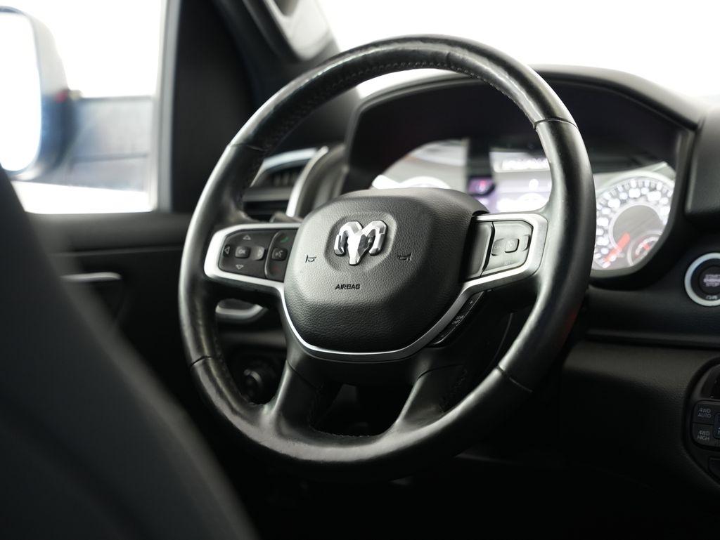 RAM 1500 Big Horn/Lone Star 4x4 Crew Cab 5'7" Box 2019