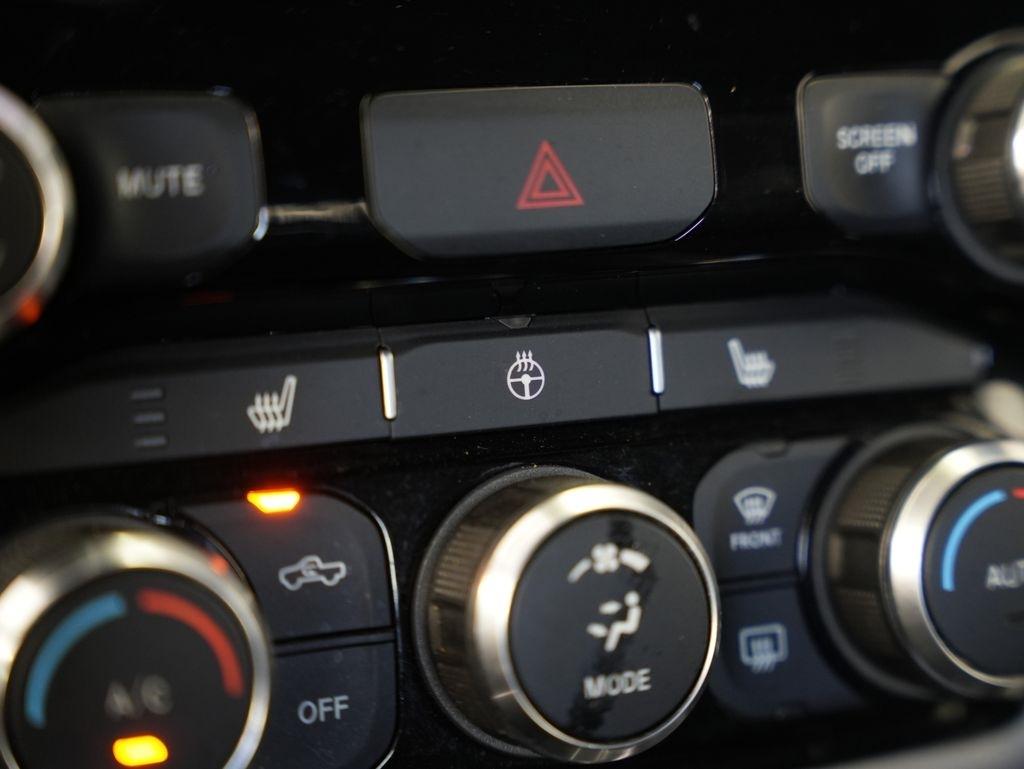 RAM 1500 Big Horn/Lone Star 4x4 Crew Cab 5'7" Box 2019