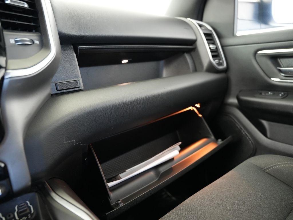 RAM 1500 Big Horn/Lone Star 4x4 Crew Cab 5'7" Box 2019