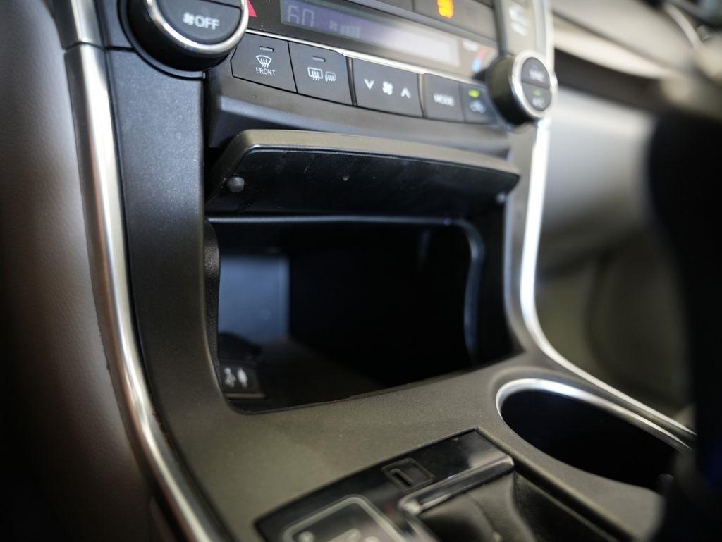 Toyota Camry XSE V6 Auto (Natl) 2017