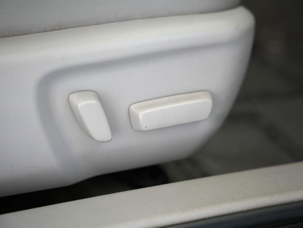 Toyota Camry XSE V6 Auto (Natl) 2017