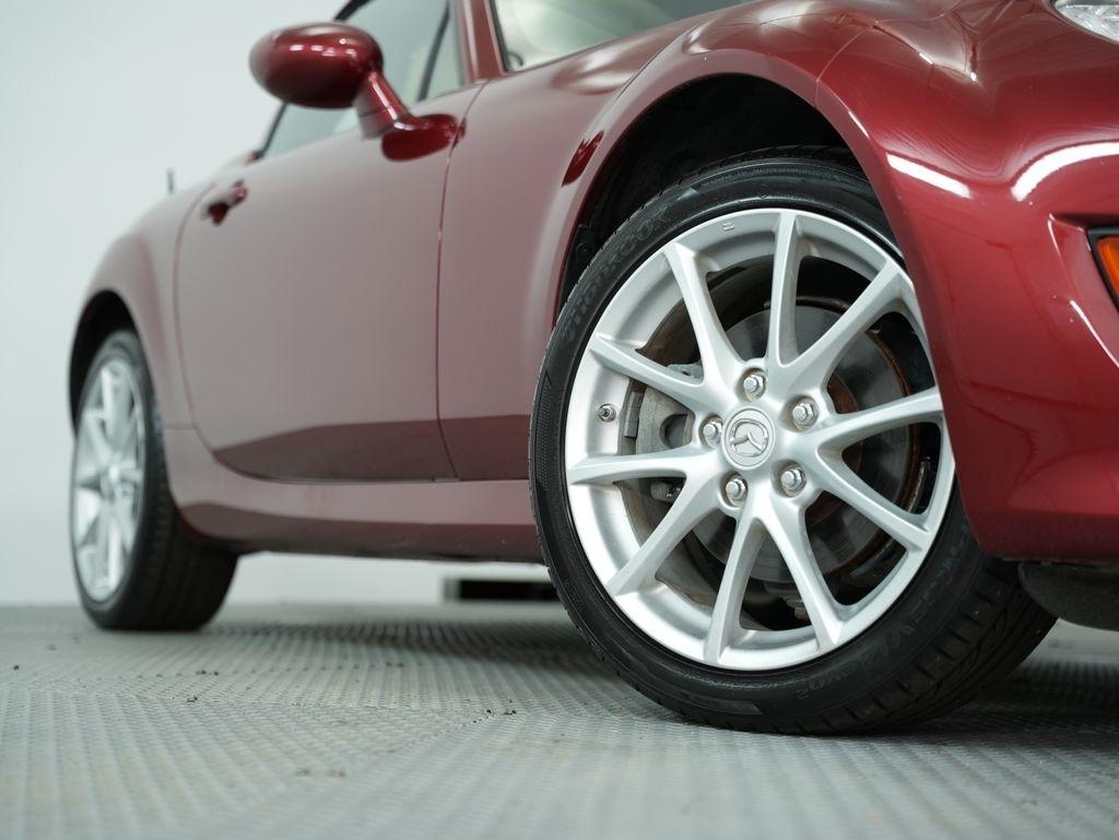 Mazda MX-5 Miata 2dr Conv PRHT Auto Grand Touring 2011