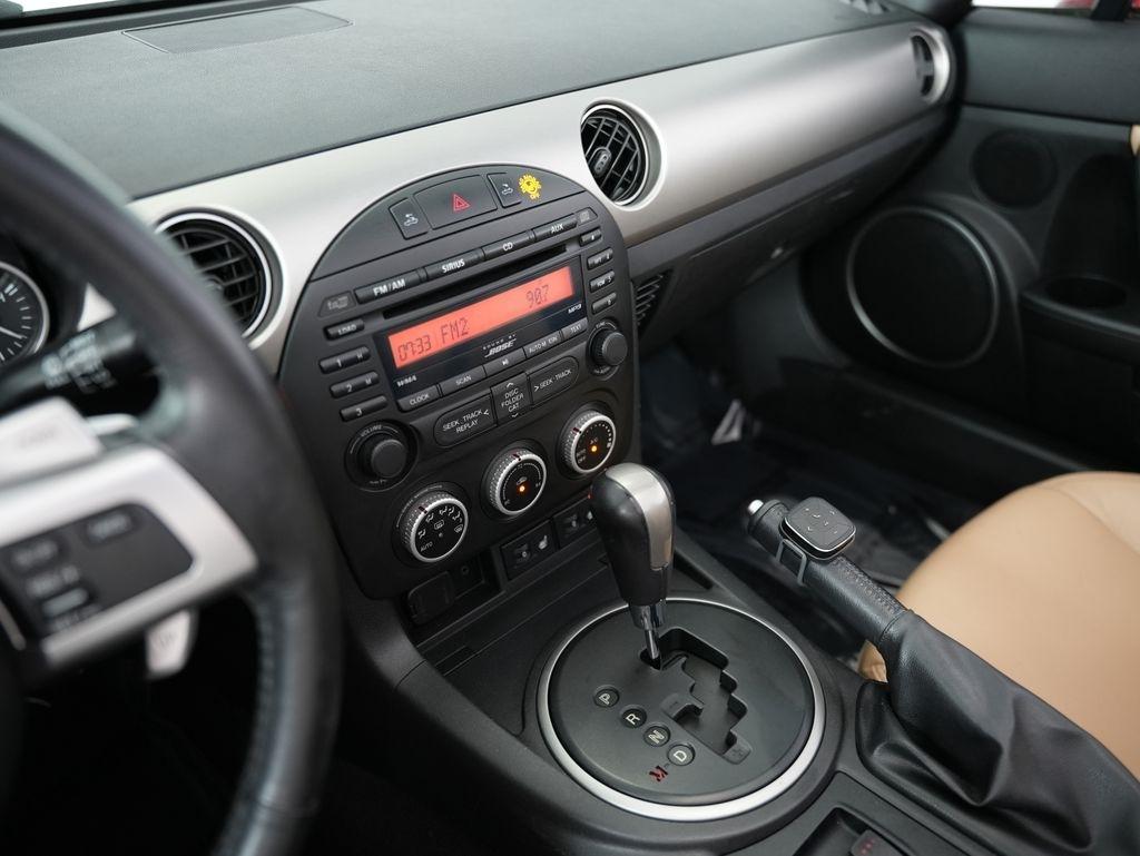 Mazda MX-5 Miata 2dr Conv PRHT Auto Grand Touring 2011