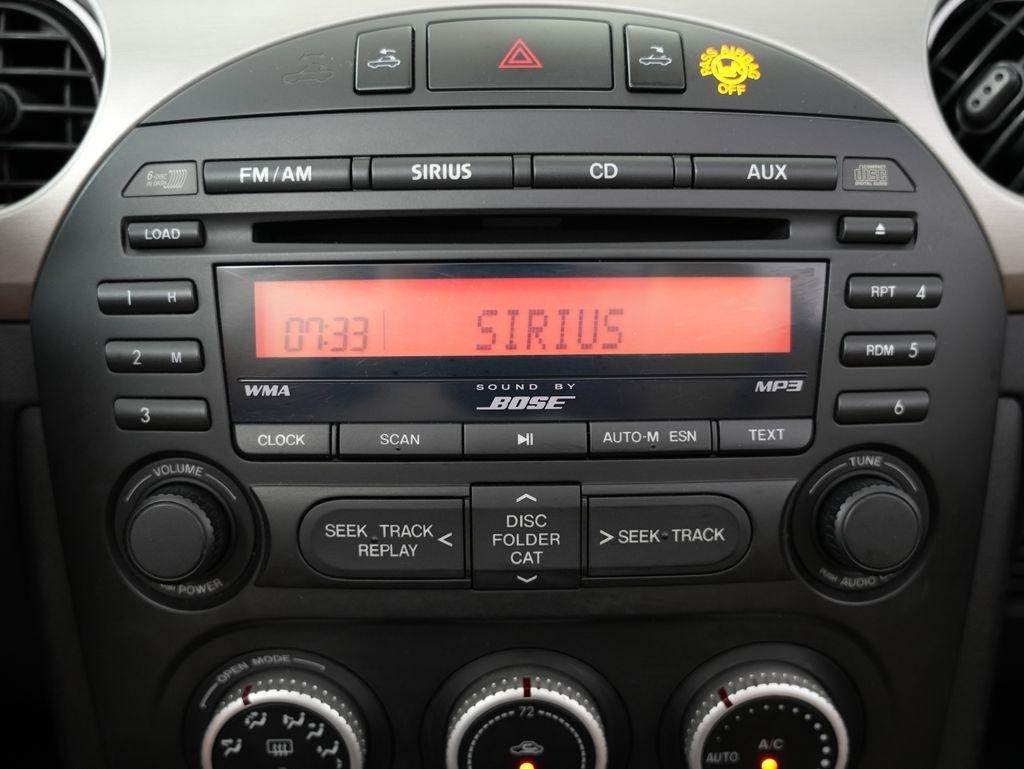 Mazda MX-5 Miata 2dr Conv PRHT Auto Grand Touring 2011