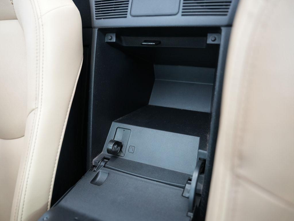 Mazda MX-5 Miata 2dr Conv PRHT Auto Grand Touring 2011