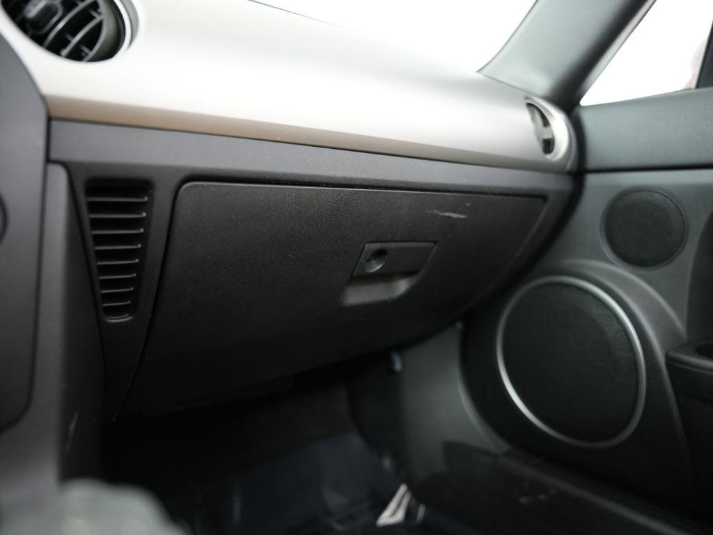 Mazda MX-5 Miata 2dr Conv PRHT Auto Grand Touring 2011