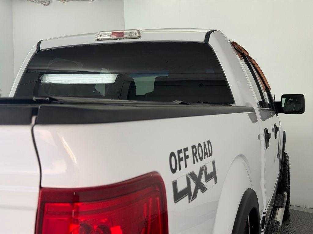 Ford F-150 4WD SuperCrew 145" Platinum 2014