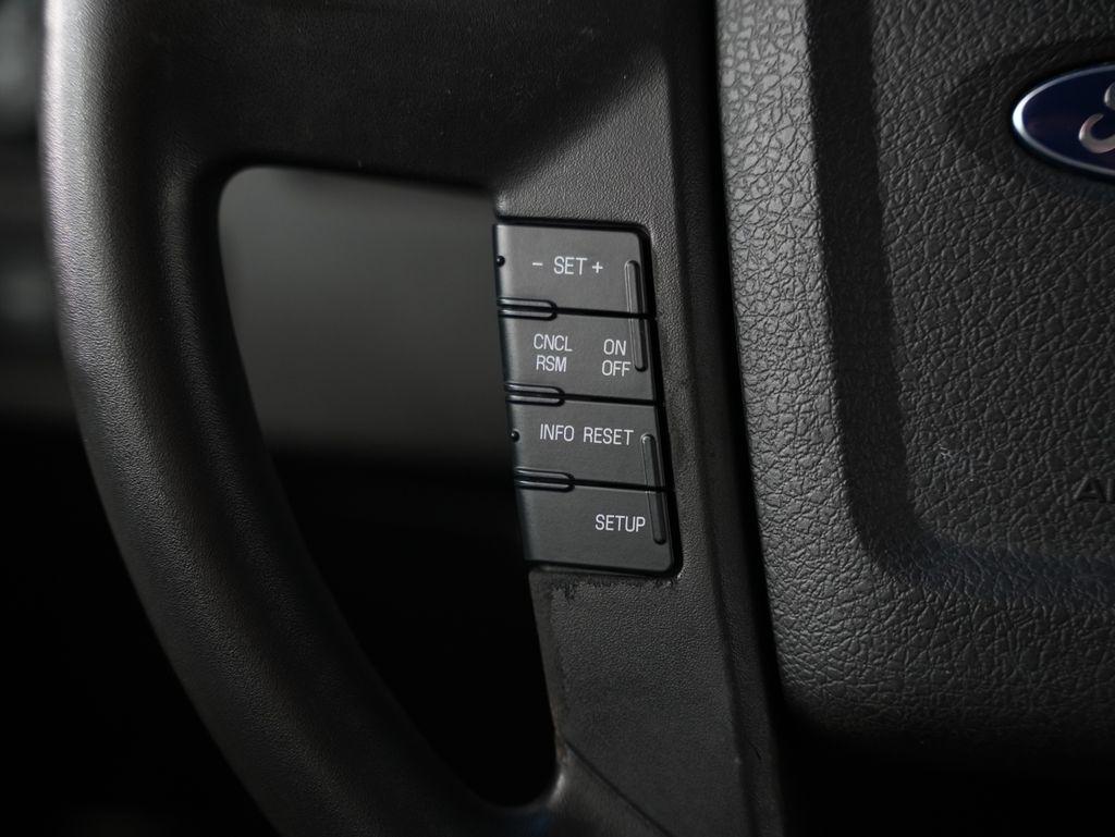 Ford F-150 4WD SuperCrew 145" Platinum 2014