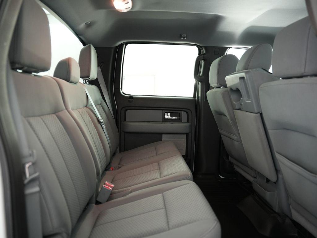 Ford F-150 4WD SuperCrew 145" Platinum 2014