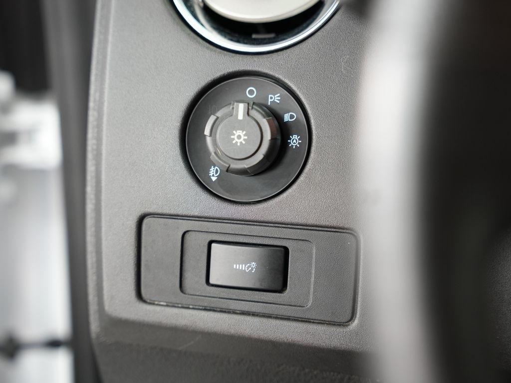 Ford F-150 4WD SuperCrew 145" Platinum 2014