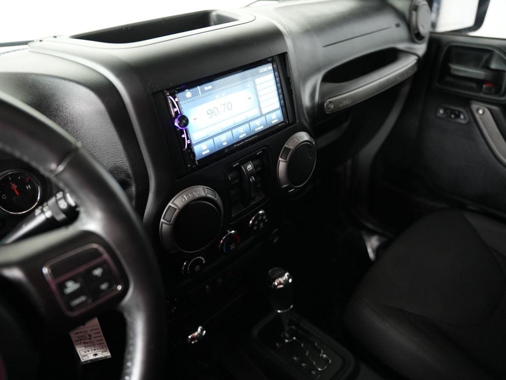 Jeep Wrangler Unlimited 4WD 4dr Sport 2016