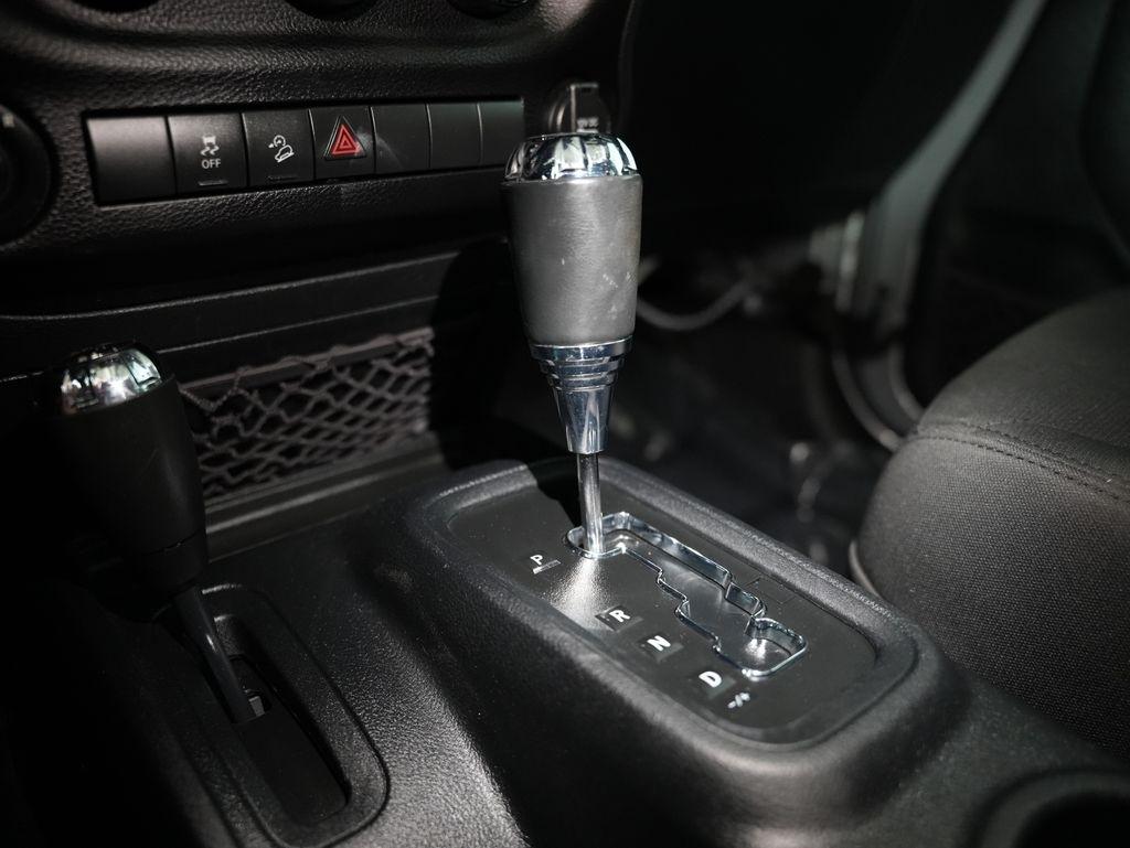 Jeep Wrangler Unlimited 4WD 4dr Sport 2016