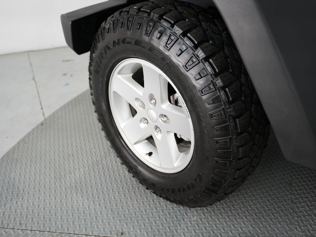 Jeep Wrangler Unlimited 4WD 4dr Sport 2016