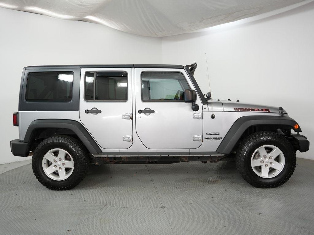 Jeep Wrangler Unlimited 4WD 4dr Sport 2016