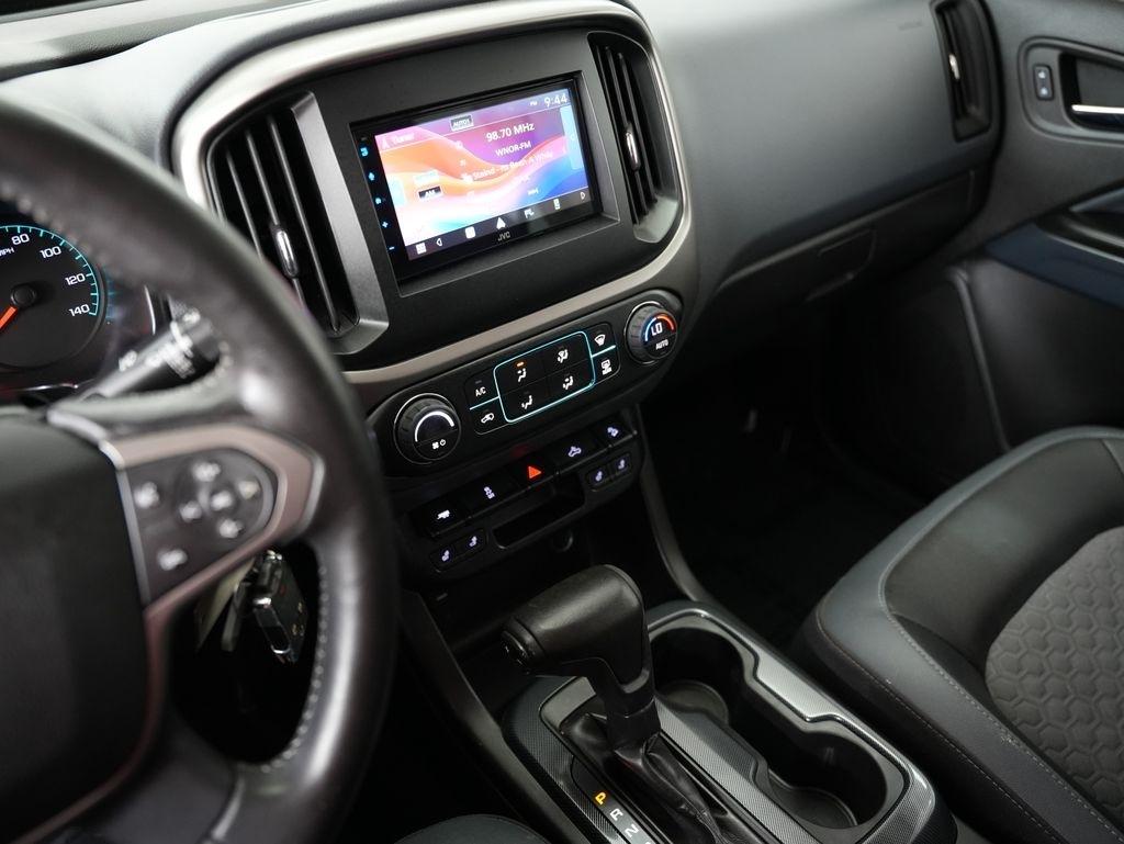 Chevrolet Colorado 4WD Crew Cab 140.5" Z71 2015