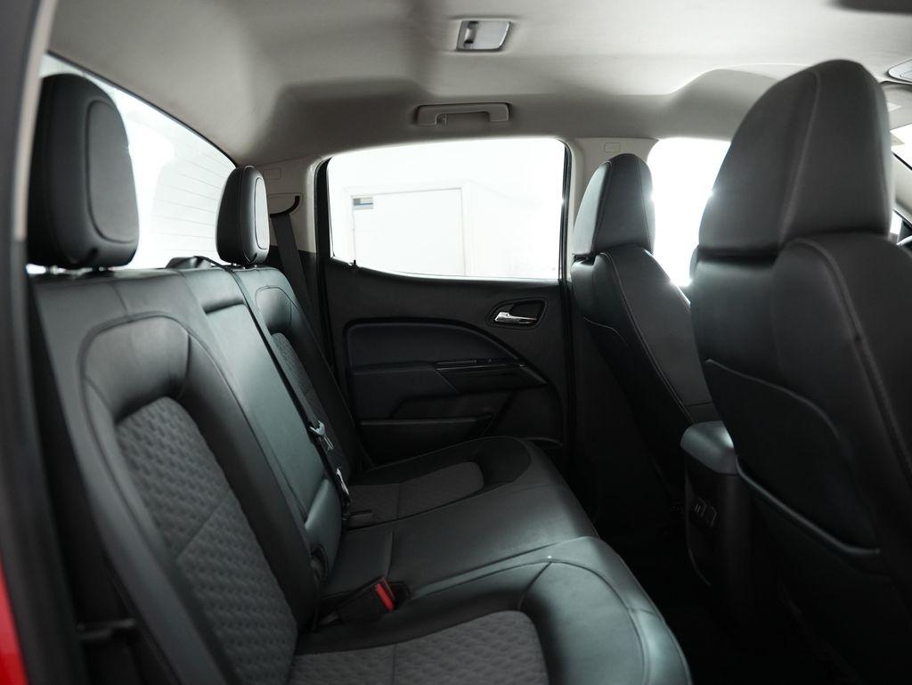 Chevrolet Colorado 4WD Crew Cab 140.5" Z71 2015