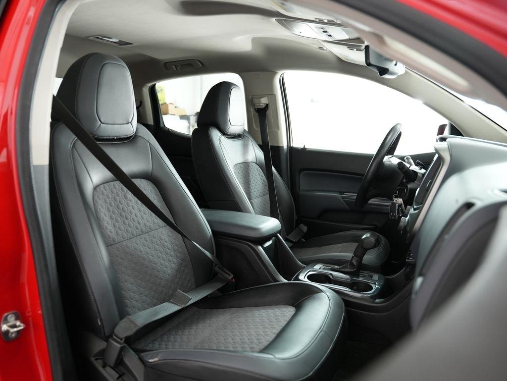 Chevrolet Colorado 4WD Crew Cab 140.5" Z71 2015